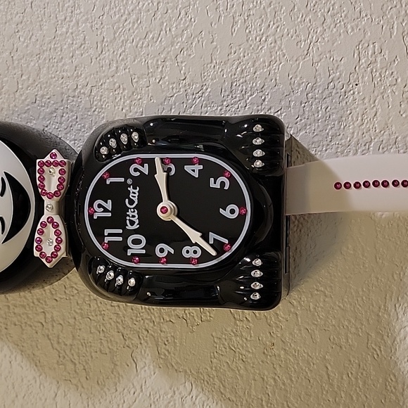 Jeweled Black Kit-Cat Klock clock with white tail - Picture 6 of 7